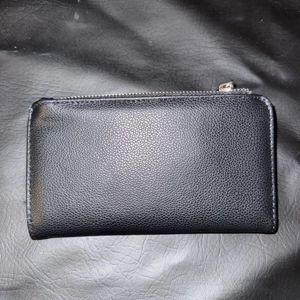 CXL Christian Lacroix Bryce Black Pebble ID Fold Zipper Wallet Set NWT